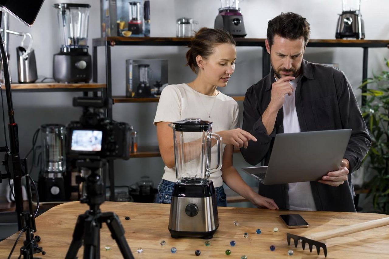 Blendtec "Will It Blend?": 700% Sales Growth From a $50 Idea